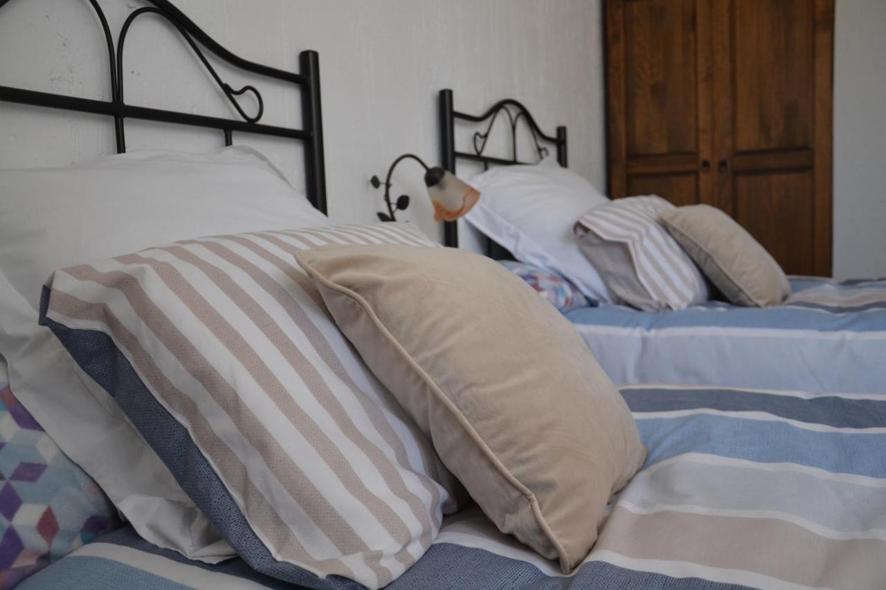 Apartamentos La Sierra فيلاألبا دي لا سايرا المظهر الخارجي الصورة